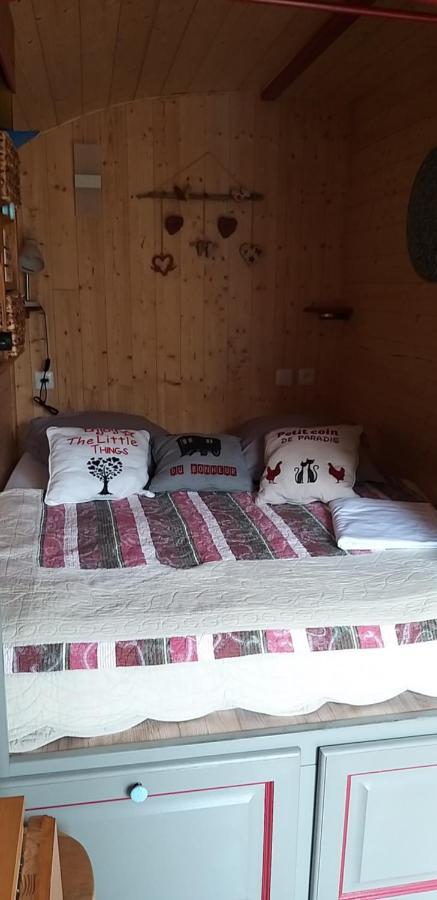 Roulotte Romantique Chauffee En Cevennes Monteils  ภายนอก รูปภาพ